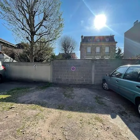 Apartment 1 Proche Gare Et Centre Poissy
